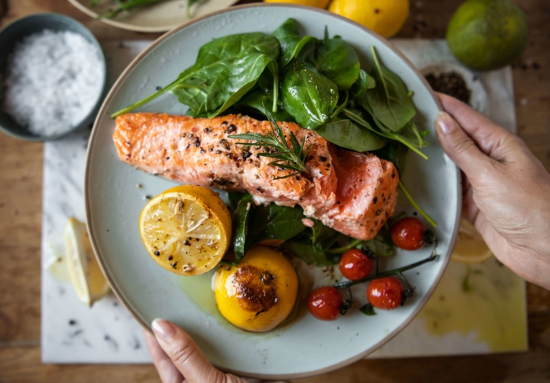 Seafood Restaurants With Patios In Astoria, Oregon Astoria Riverwalk Inn